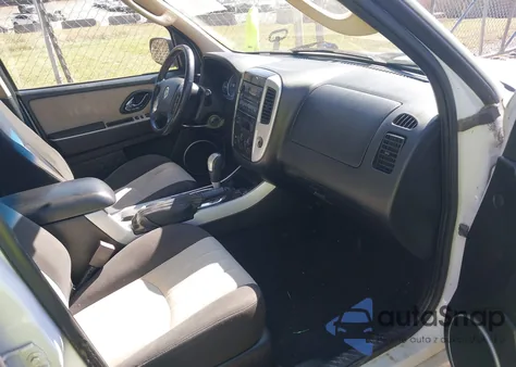 2005 Mercury Mariner z USA, uszkodzony, nr VIN 4M2YU57Z35DJ04744